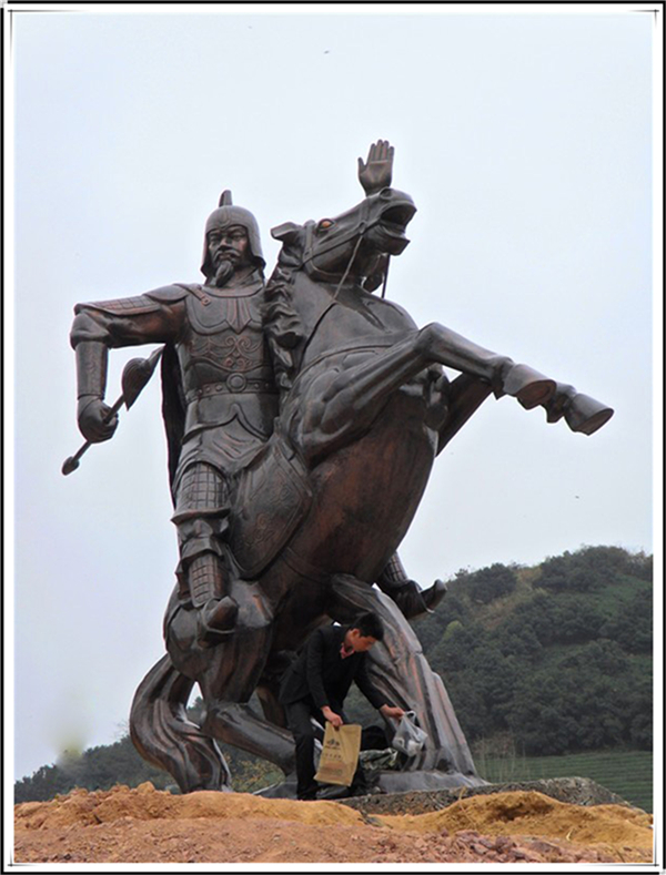 大型將軍銅雕塑.jpg 大型將軍銅雕塑.jpg