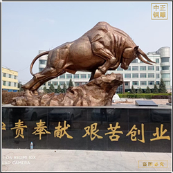 鑄銅關公 支持來圖定制銅牛雕塑