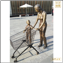 鑄銅關(guān)公 逛商場(chǎng)人物銅雕塑