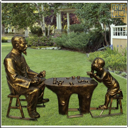 鑄銅關(guān)公 老人小孩下象棋雕塑